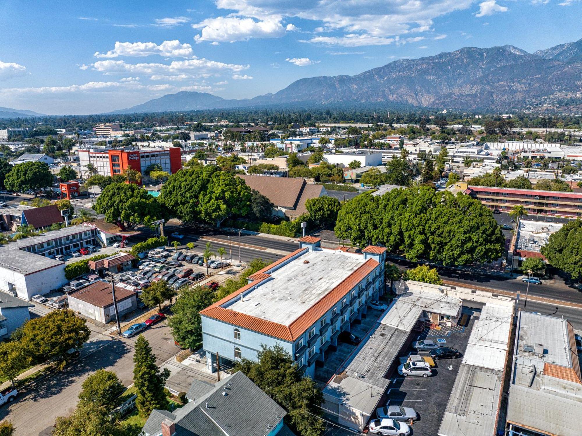 Rodeway Inn & Suites Pasadena Kültér fotó