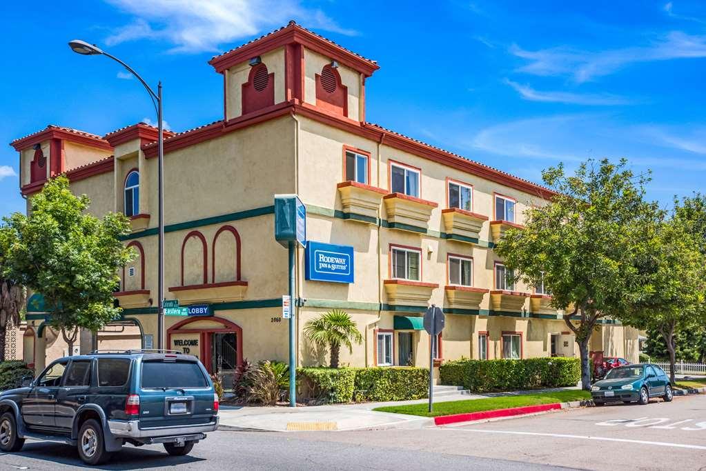 Rodeway Inn & Suites Pasadena Kültér fotó