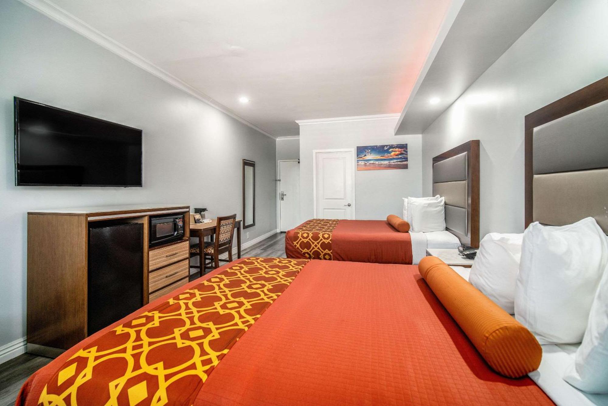 Rodeway Inn & Suites Pasadena Kültér fotó